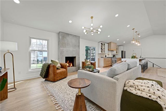 9427 WENONGA Road, Leawood, KS 66206