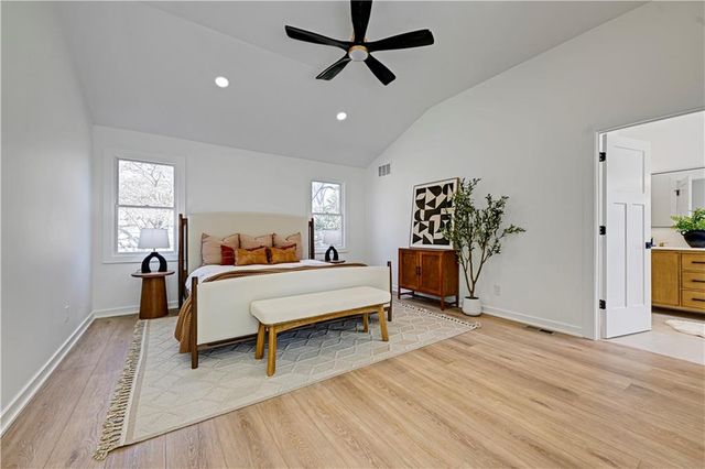 9427 WENONGA Road, Leawood, KS 66206