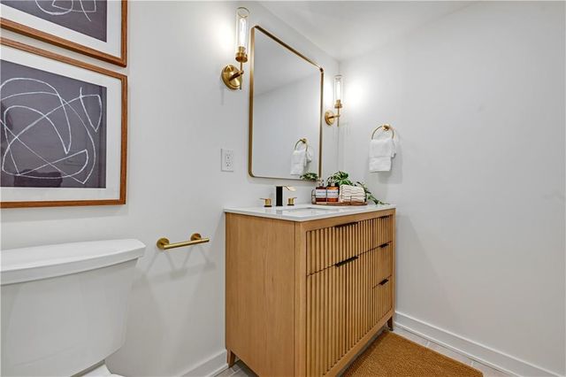 9427 WENONGA Road, Leawood, KS 66206