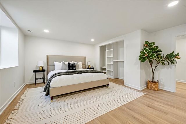 9427 WENONGA Road, Leawood, KS 66206