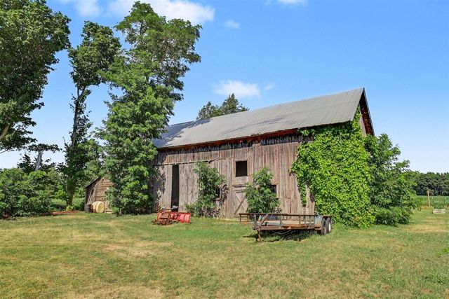 2658 N Amble Road, Coral, MI 49322