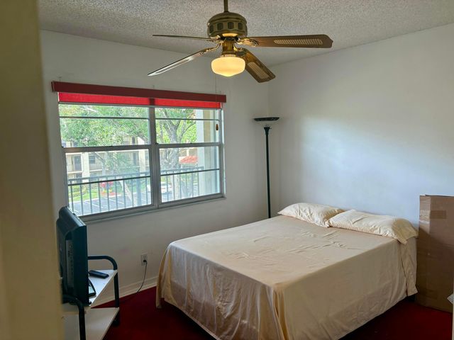 1101 SW 128th Terrace 312c, Pembroke Pines, FL 33027