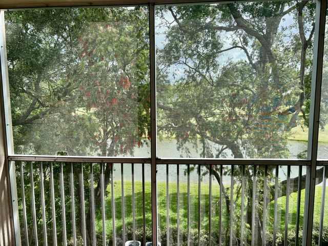 1101 SW 128th Terrace 312c, Pembroke Pines, FL 33027