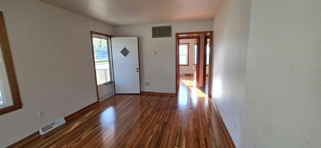 1312 W Regal St, Wichita, KS 67217
