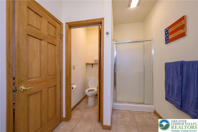 8 Bear Creek Lake Drive, Penn Forest Twp, PA 18229