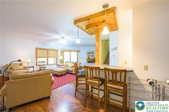 8 Bear Creek Lake Drive, Penn Forest Twp, PA 18229