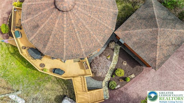 8 Bear Creek Lake Drive, Penn Forest Twp, PA 18229
