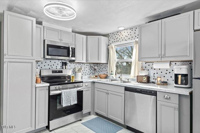 1014 Myrtle Street, Kingsport, TN 37660