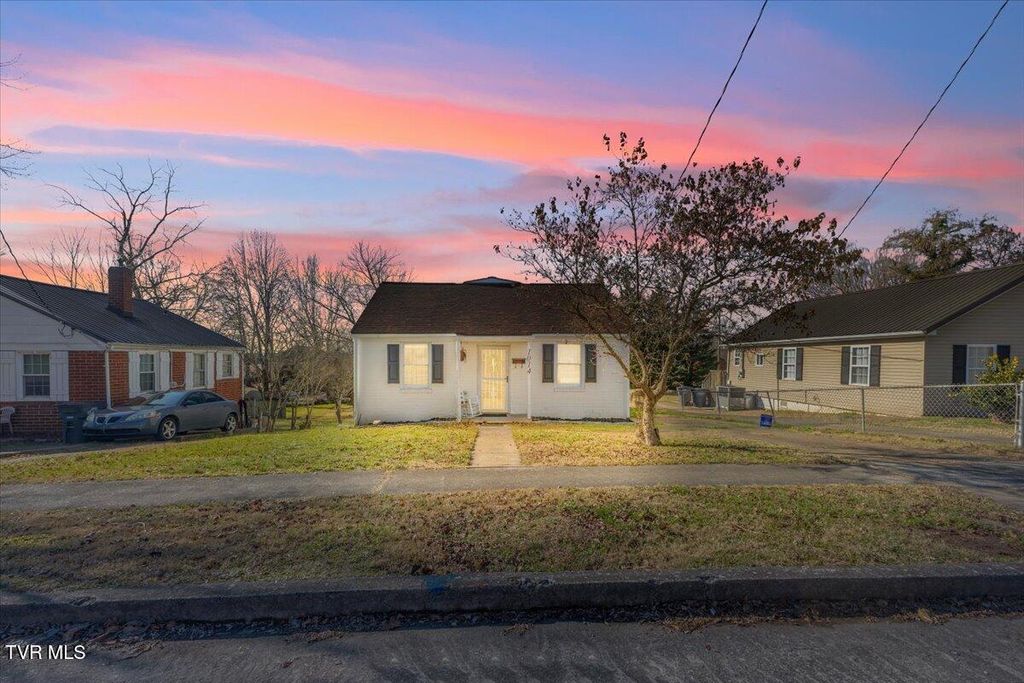 1014 Myrtle Street, Kingsport, TN 37660