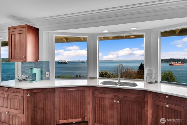 1757 Miracle Mile Drive E, Port Orchard, WA 98366