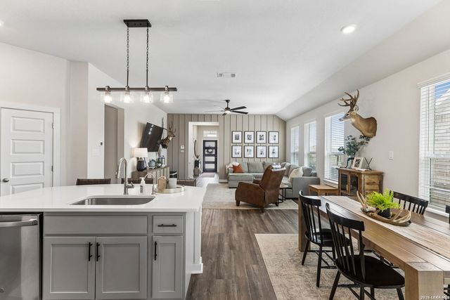 1425 Escarpment, New Braunfels, TX 78132