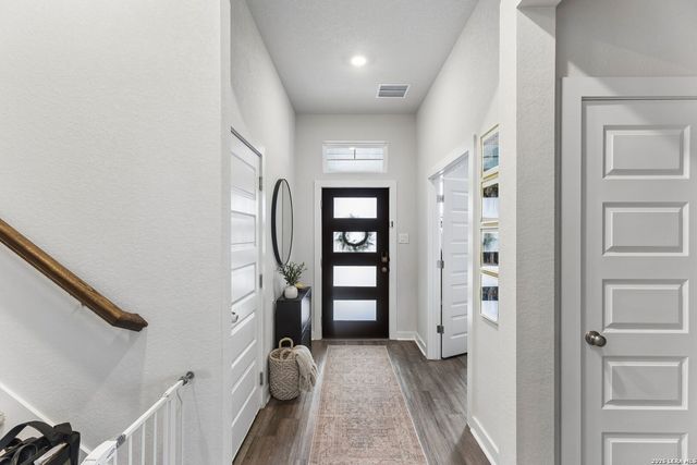 1425 Escarpment, New Braunfels, TX 78132
