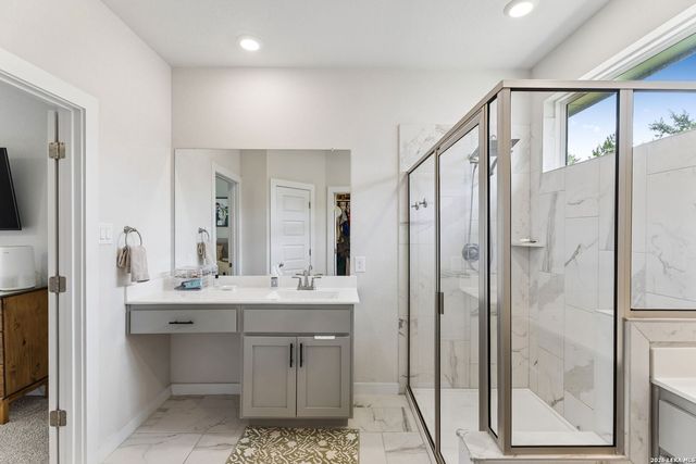 1425 Escarpment, New Braunfels, TX 78132