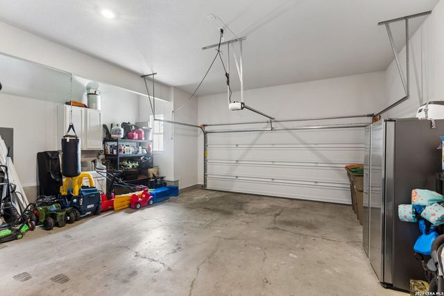 1425 Escarpment, New Braunfels, TX 78132