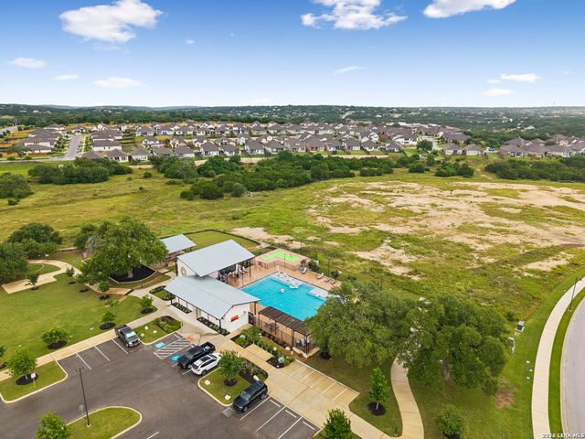 1425 Escarpment, New Braunfels, TX 78132