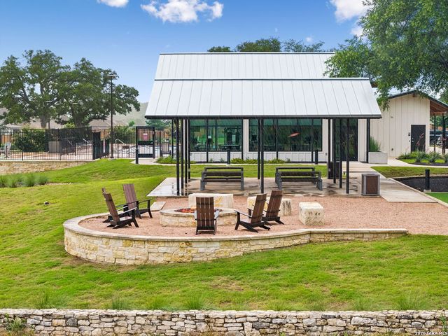 1425 Escarpment, New Braunfels, TX 78132