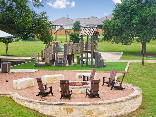 1425 Escarpment, New Braunfels, TX 78132
