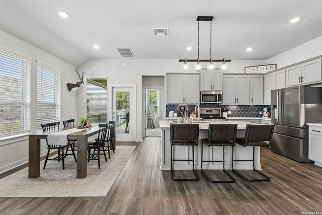 1425 Escarpment, New Braunfels, TX 78132