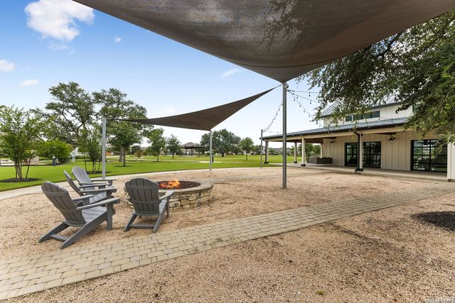 1425 Escarpment, New Braunfels, TX 78132