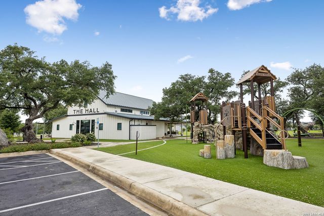 1425 Escarpment, New Braunfels, TX 78132