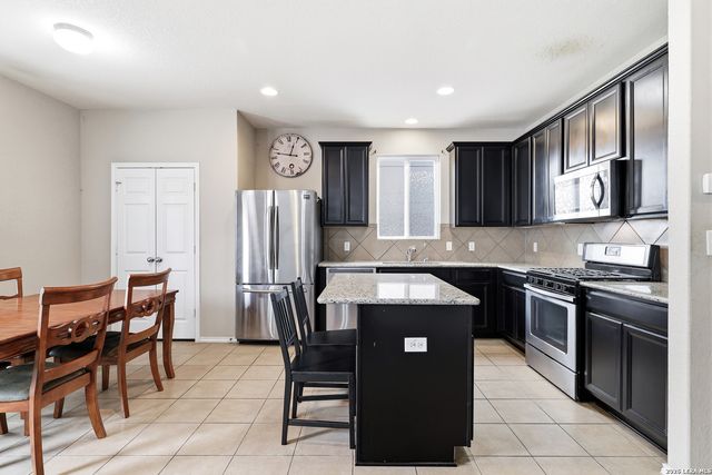 12962 Limestone, San Antonio, TX 78253