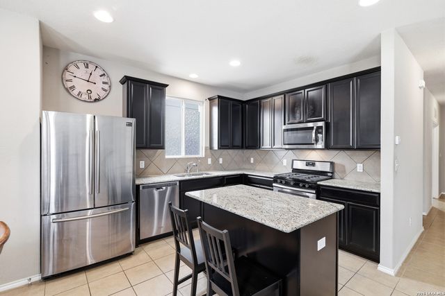 12962 Limestone, San Antonio, TX 78253