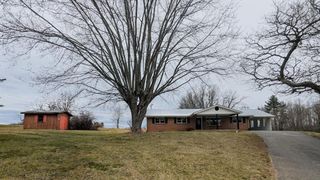 8203 Floyd Pike, Dugspur, VA 24325