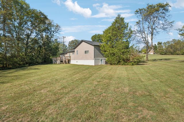 1000 Pruitt Ln, Gallatin, TN 37066