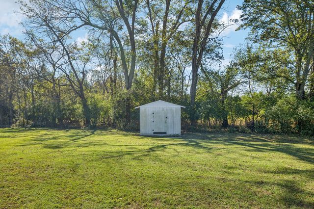 1000 Pruitt Ln, Gallatin, TN 37066