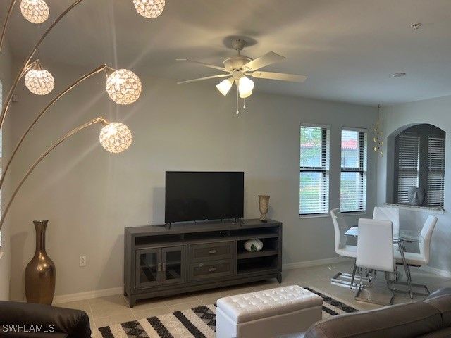 1367 E Artesia DR, Naples, FL 34113