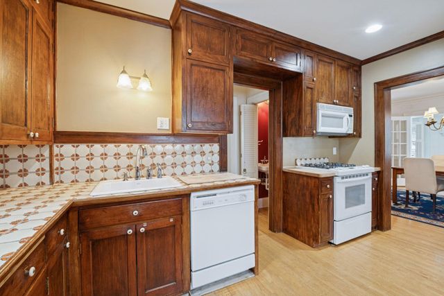 4017 Morningside Road, Edina, MN 55416