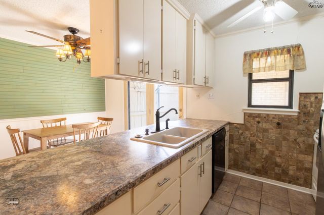 4506 SPANISH TRACE, Wichita Falls, TX 76310