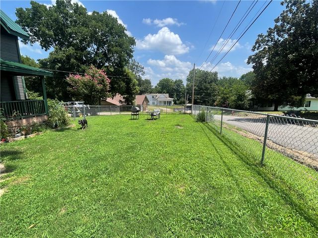 906 TAYLOR Street, Clarksville, AR 72830