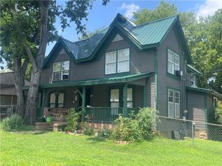 906 TAYLOR Street, Clarksville, AR 72830