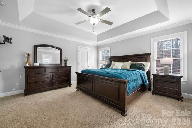 1158 Waterford Drive, Hickory, NC 28602