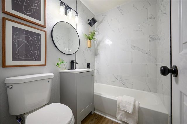 4714 E 44th Street, Kansas City, MO 64130