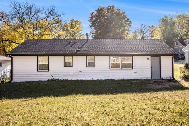 4714 E 44th Street, Kansas City, MO 64130