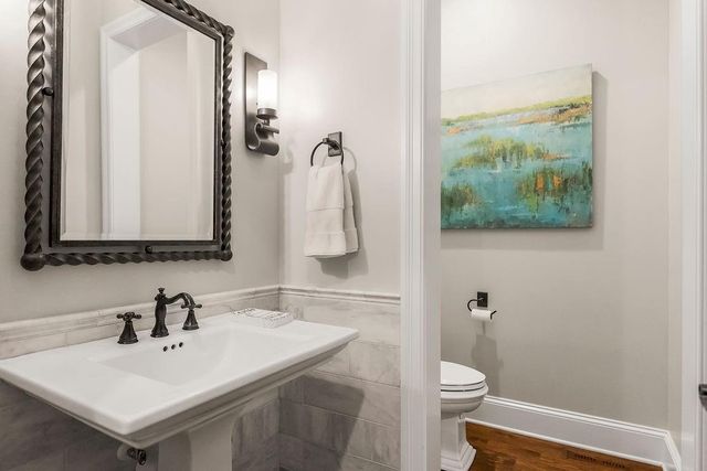 15905 Cody Street, Overland Park, KS 66221