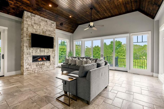 15905 Cody Street, Overland Park, KS 66221