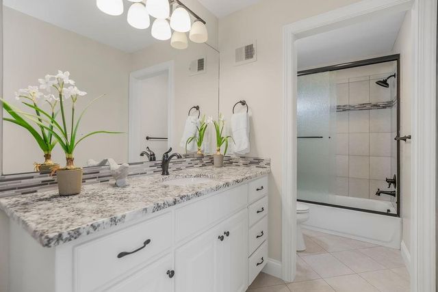 15905 Cody Street, Overland Park, KS 66221