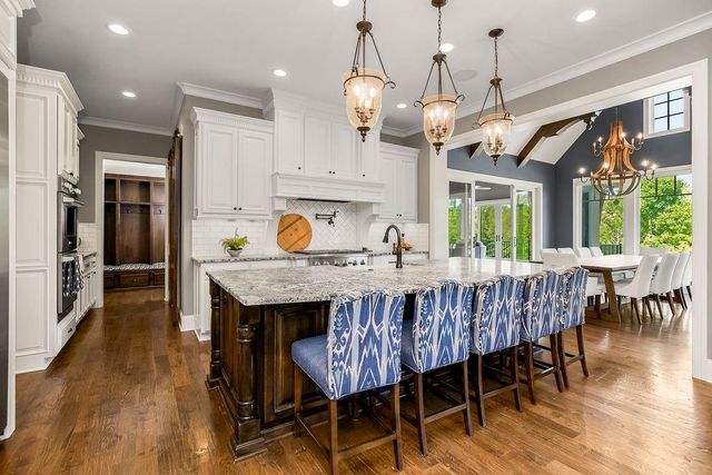 15905 Cody Street, Overland Park, KS 66221