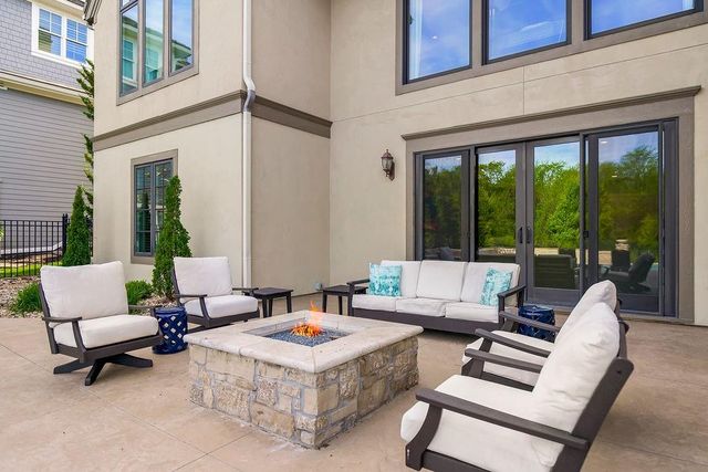 15905 Cody Street, Overland Park, KS 66221