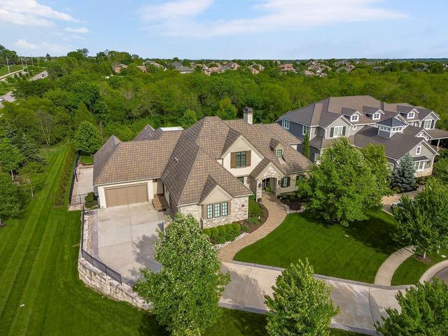 15905 Cody Street, Overland Park, KS 66221