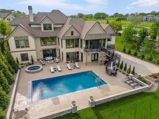 15905 Cody Street, Overland Park, KS 66221