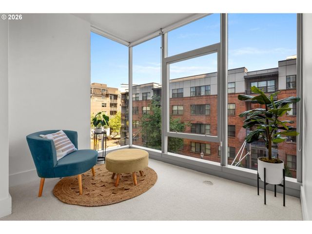 1001 Nw LOVEJOY St 301, Portland, OR 97209