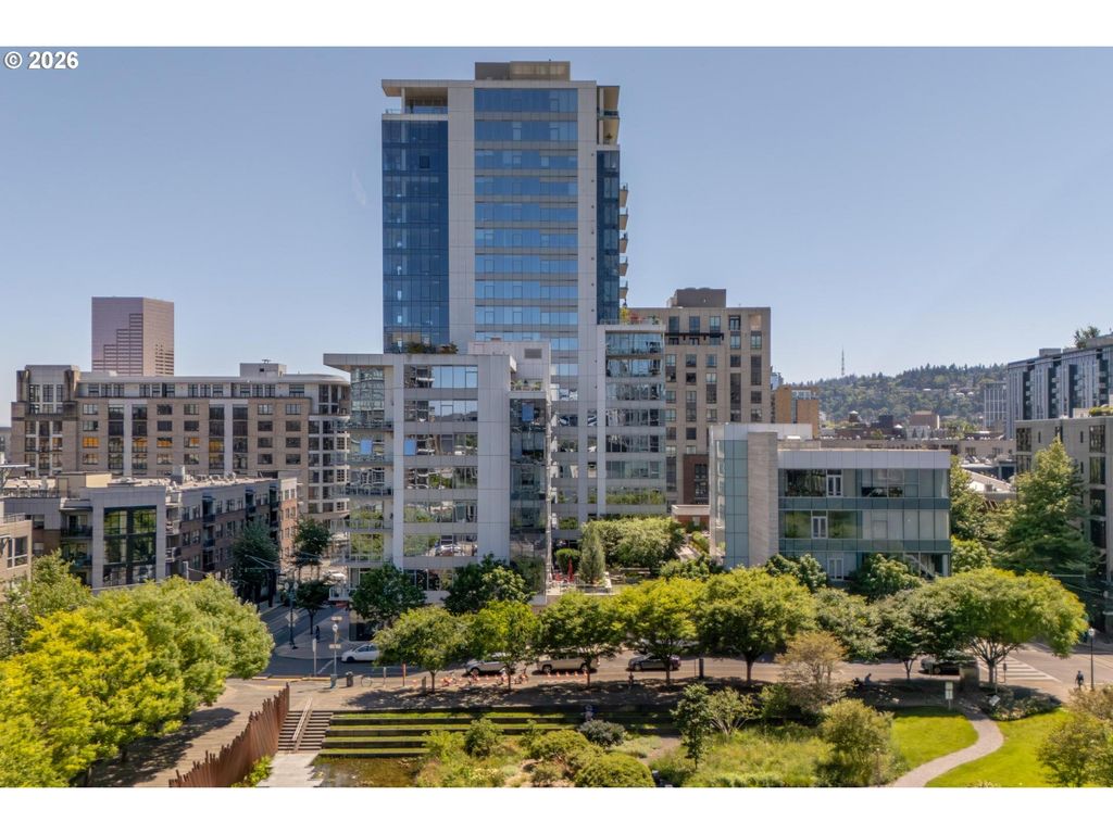 1001 Nw LOVEJOY St 301, Portland, OR 97209