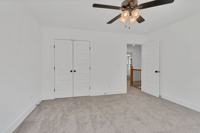 1000 Hogans Branch Rd, Hendersonville, TN 37075