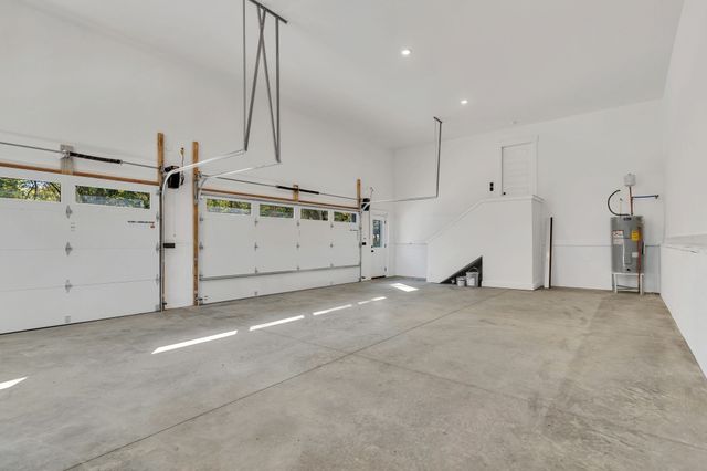 1000 Hogans Branch Rd, Hendersonville, TN 37075