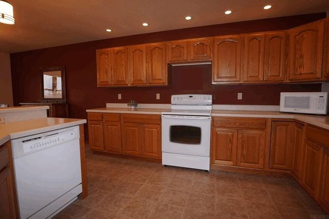 301 Meadow Lane, Charles City, IA 50616