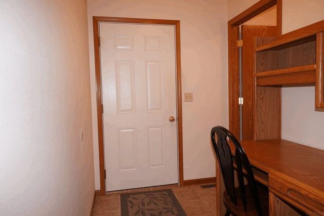 301 Meadow Lane, Charles City, IA 50616